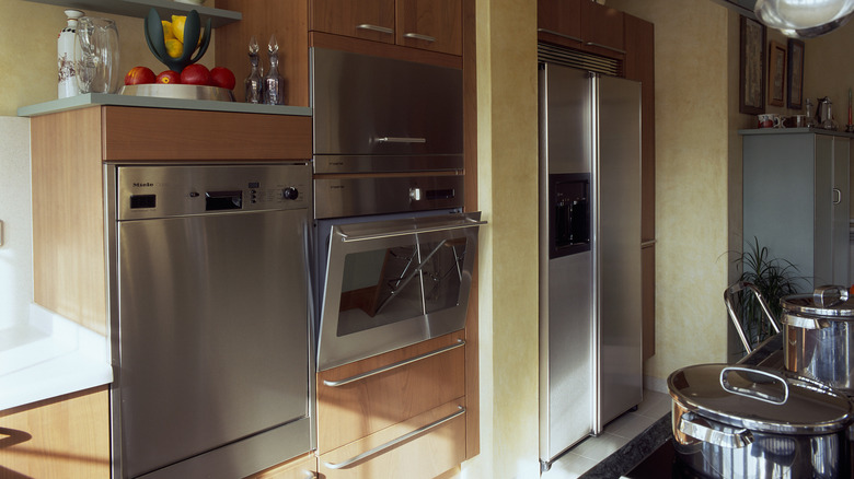 Partial view of a set kitchen.