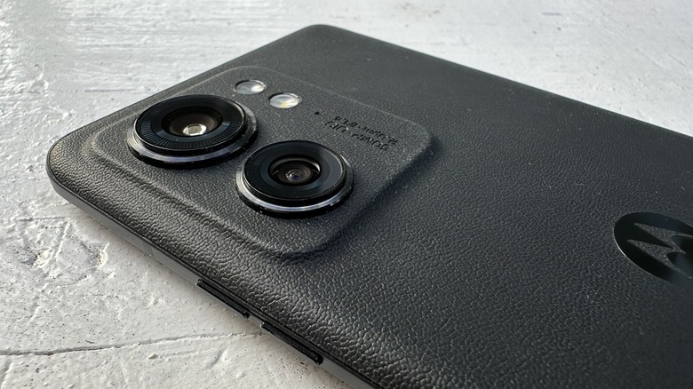 Motorola Edge camera lenses