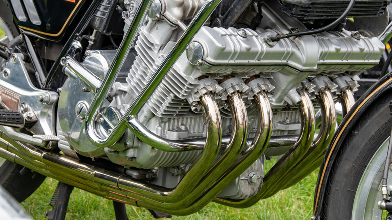 Honda CBX1000 six-cylinder engine up close