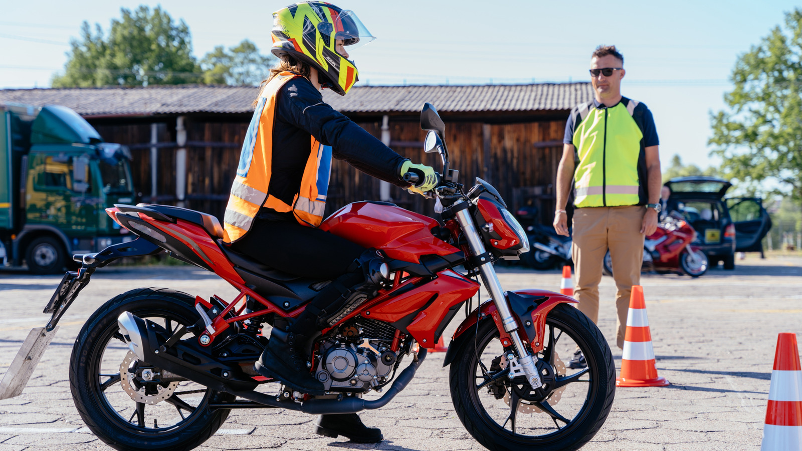 Motorcycle Riding Classes: What To Consider Before Signing Up