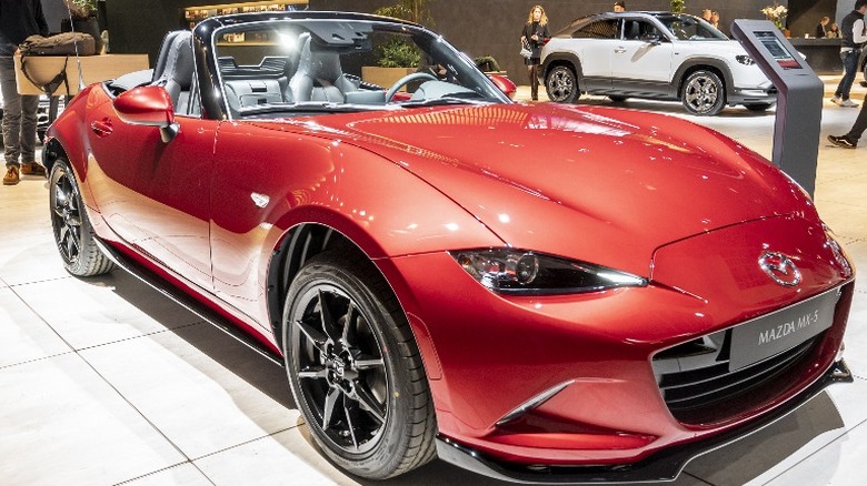 mazda mx-5 miata