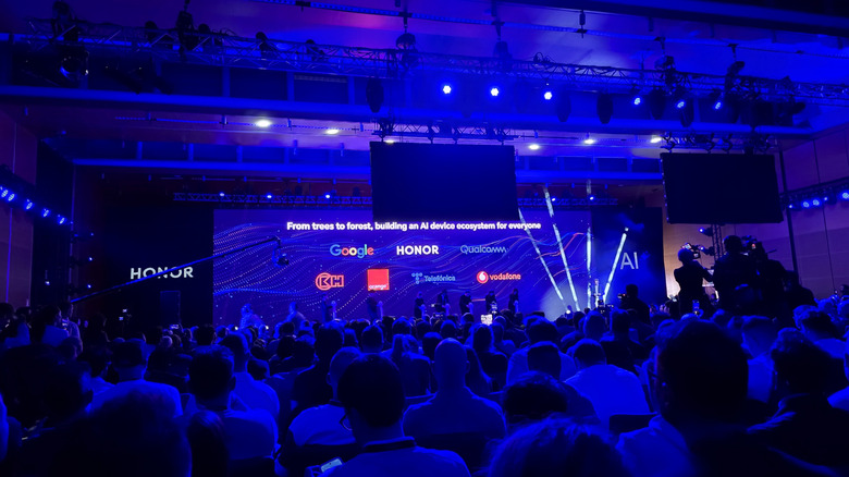 Honor keynote address at MWC 2025