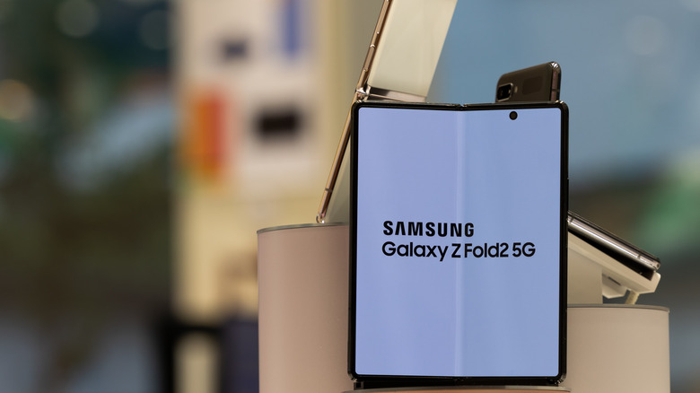  Samsung Galaxy Z Fold 2