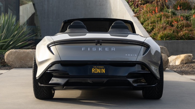 Risker Ronin EV driveway