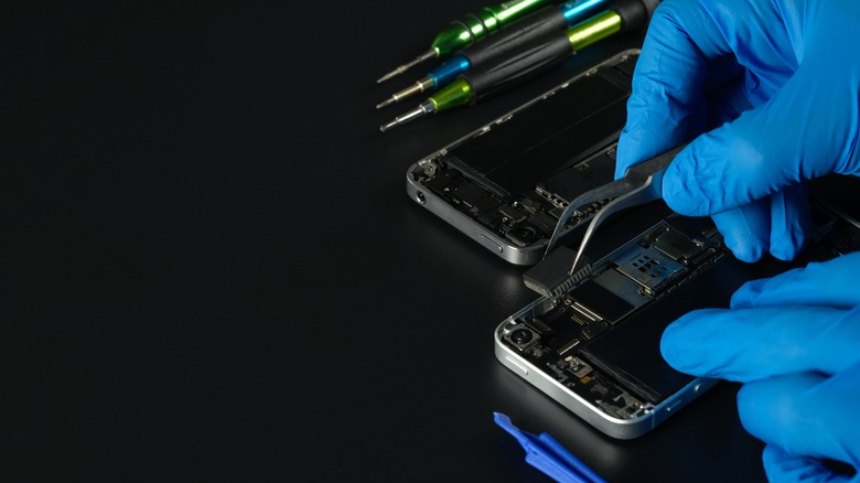 Repairing an iPhone