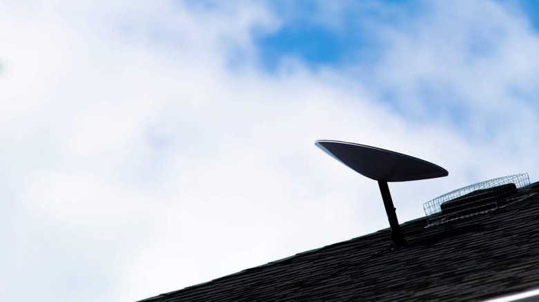 Starlink satellite dish