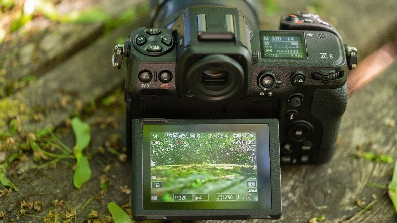 Nikon Z8 display screen