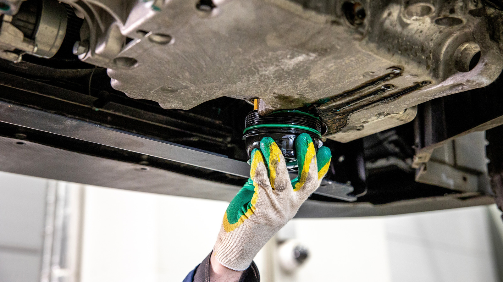 Oil Filter Stuck? Here's How To Remove It