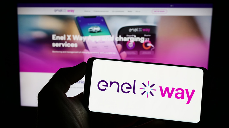 Smartphone with Enel Way App