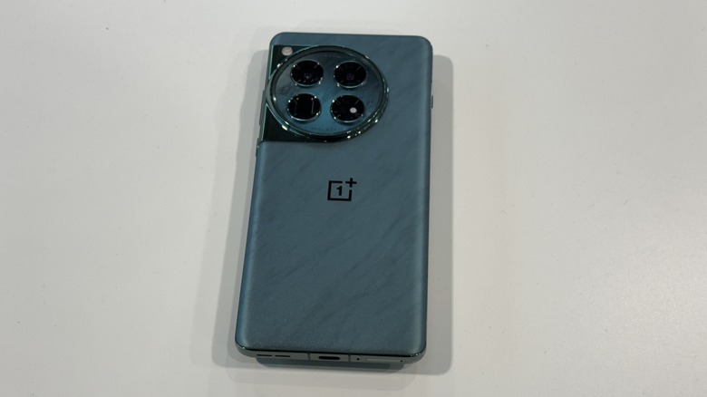 OnePlus 12