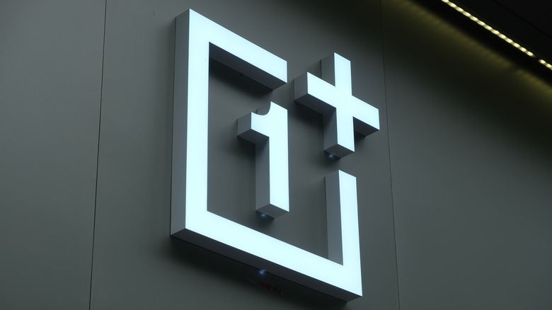 OnePlus official bran insignia