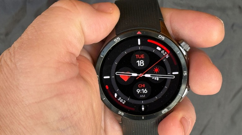 Man wearing the OnePlus Watch 3