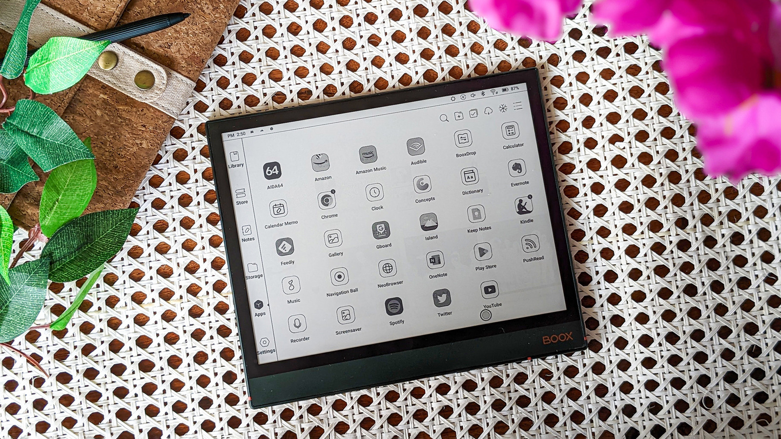 ONYX BOOX Note Air2 Plus review: Finally, an e-reader that's a true  multitasker - BBC Science Focus Magazine