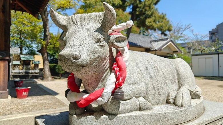 Cow statue