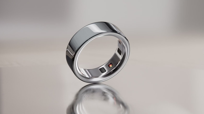 silver Oura Ring 4