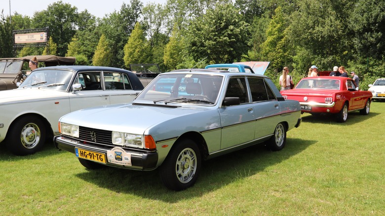 Peugeot 604