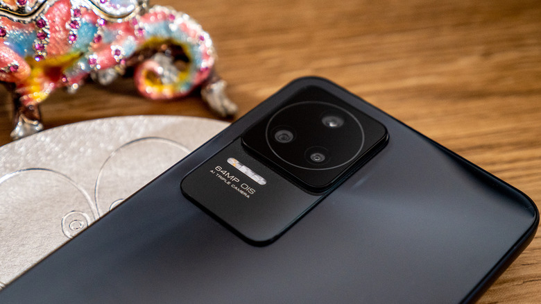 POCO F4 rear cameras