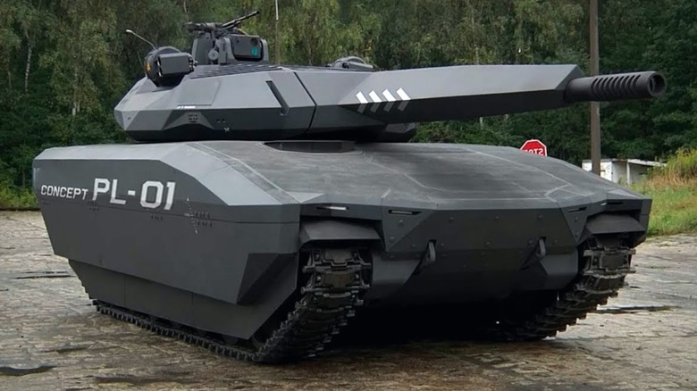 Polish PL-01 concept tank parked