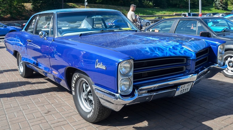 1966 Pontiac Catalina parked front quarter