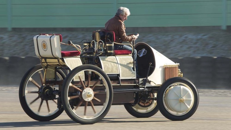 Lohner-Porsche Semper Vivus