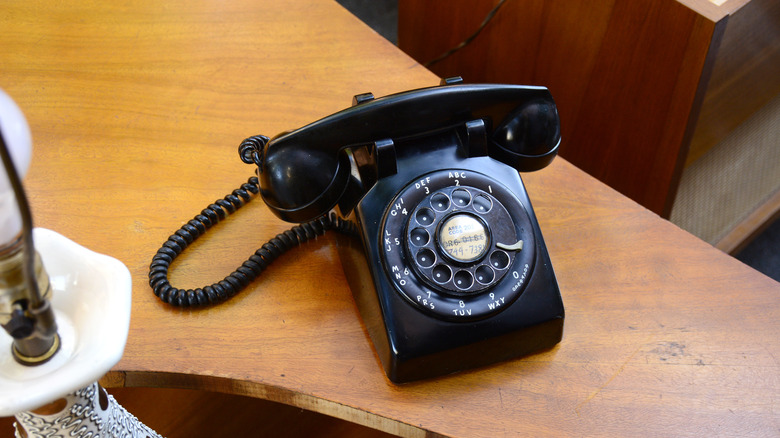 rotary landlind phone