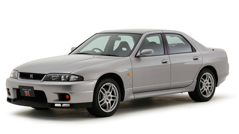 Nissan R33 GT-R Sedan