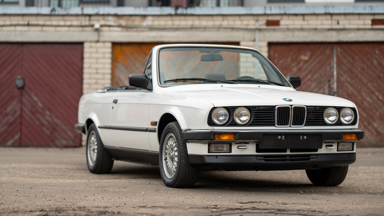 BMW E30 convertible