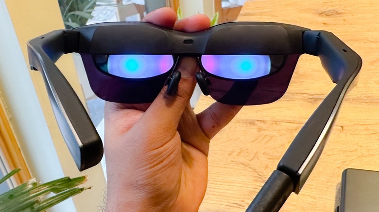 RayNeo Air 2 Review: XR Smart Glasses Have The Look, But At What Price?