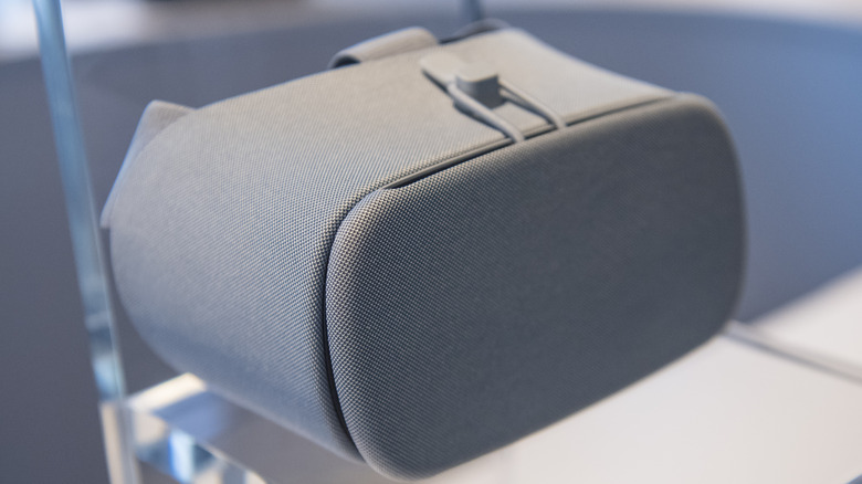 Daydream headset on display