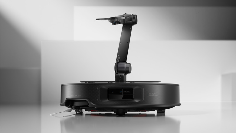 The Roborock Saros Z70 OmniGrip foldable robotic arm