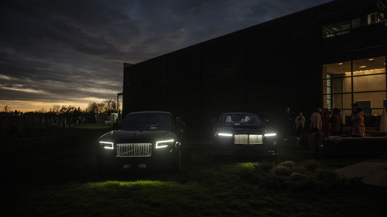 Rolls Royce Spectre and Ghost during eclipse totality