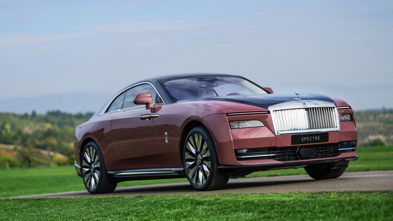 The Rolls Royce Spectre on a quiet road