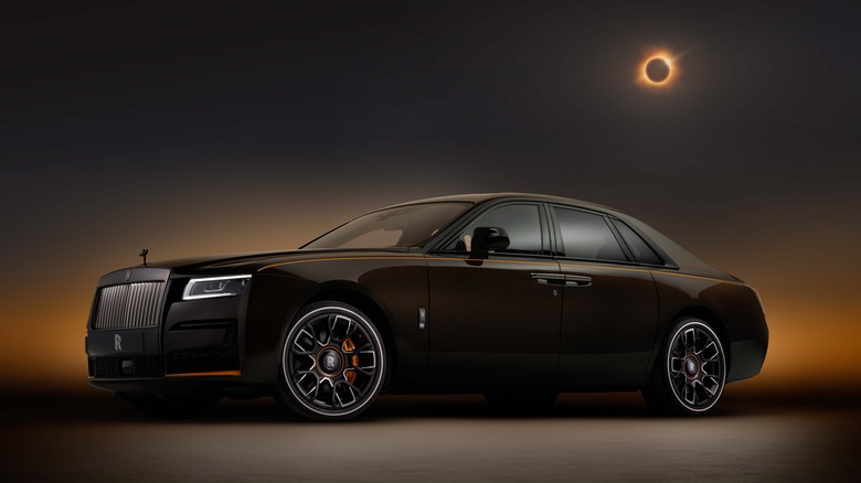 A Rolls-Royce Black Badge Ghost Ekleipsis