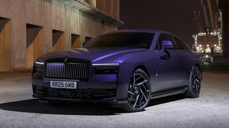 Rolls-Royce Black Badge Spectre in Vaper Violet