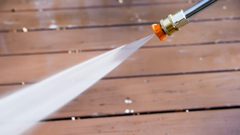 pressure washer nozzle spraying water