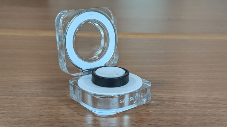 Samsung Galaxy Ring in case