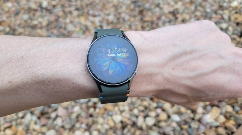 samsung galaxy watch 7 with moving flower face