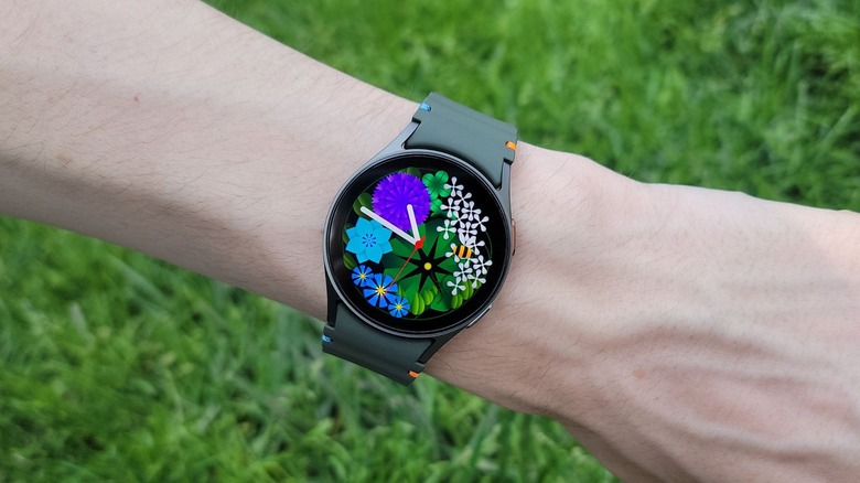 samsung galaxy watch 7 with flower face