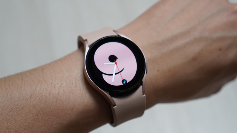 Person wearing a Samsung Galaxy Watch 4