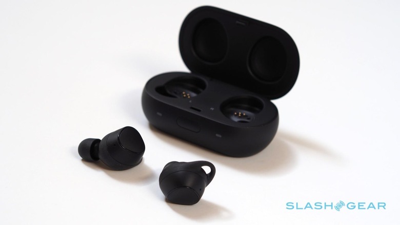 Samsung Website Outs Gear Fit 2, Gear Icon X Earbuds - SlashGear