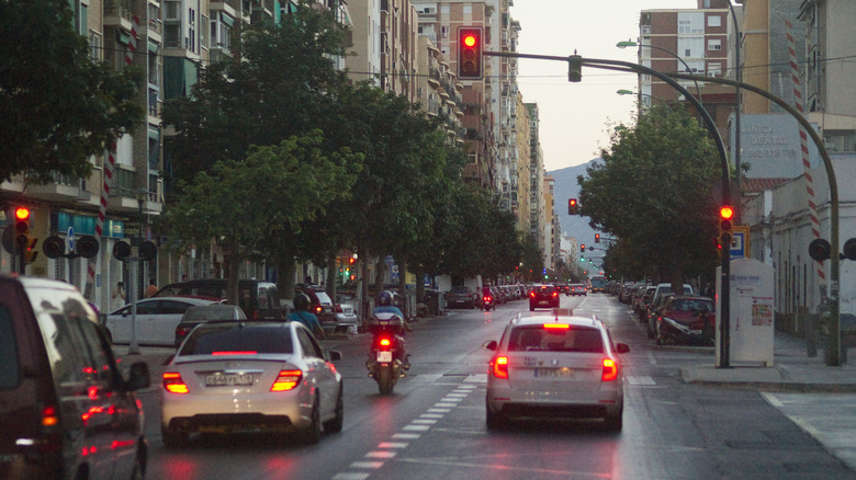 Cars stopping at red light