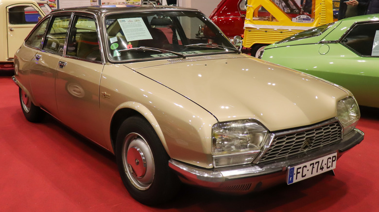 Citroen GS Birotor, front-right three-quarter view