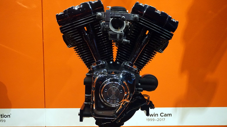 Twin Cam Harley Engine