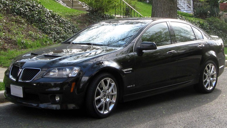 Pontiac G8 GXP on the street