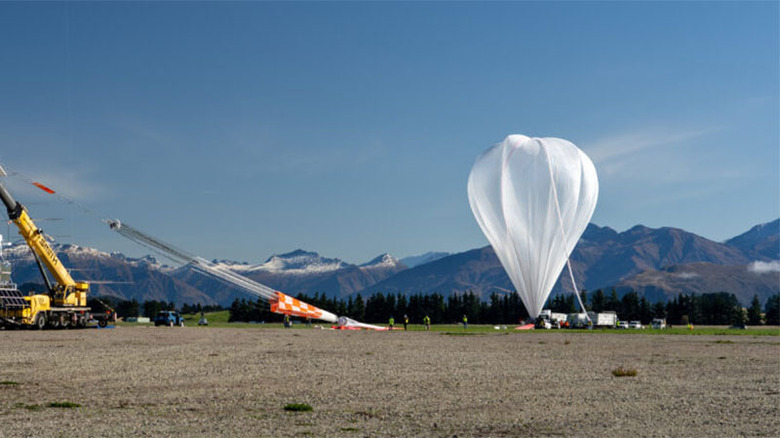 NASA Super-Pressure balloon with parachute