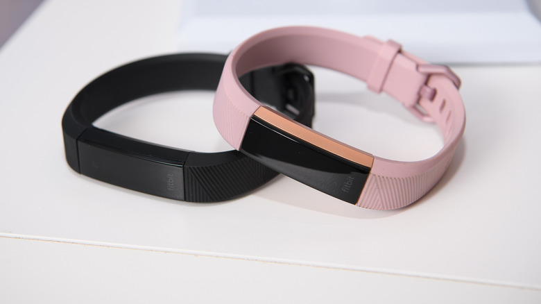 Fitbit Alta HR