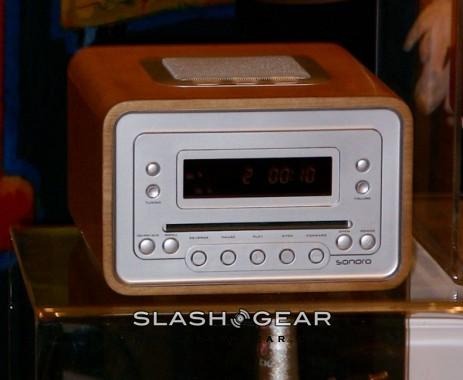Sonoro Luxury CD Clock-Radio Available In US - SlashGear
