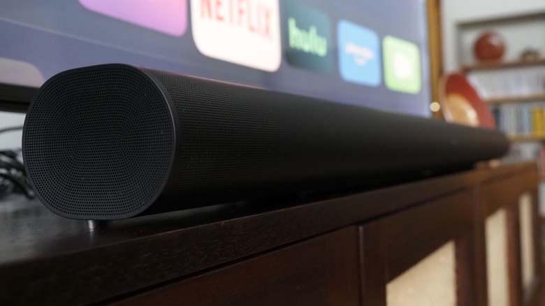 Sonos Arc Ultra viewed end-on