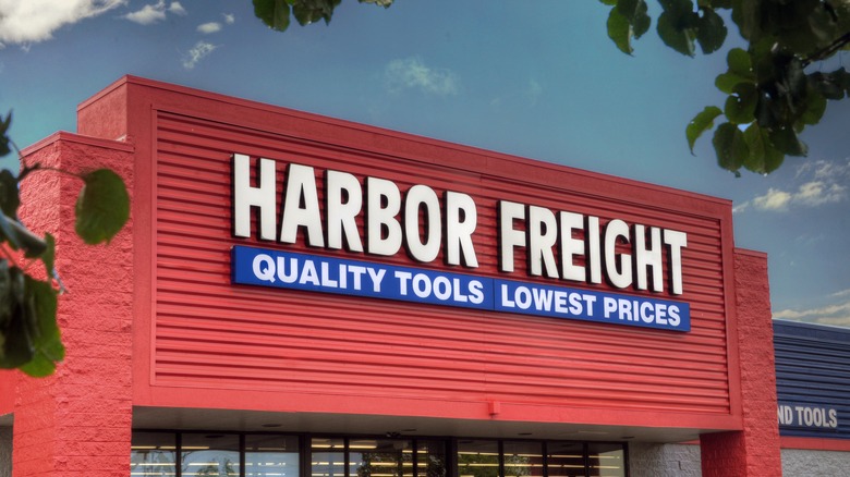 Harbor Freight store in daytime