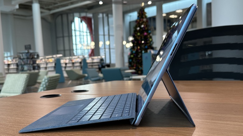 Side view of the Surface Pro 9